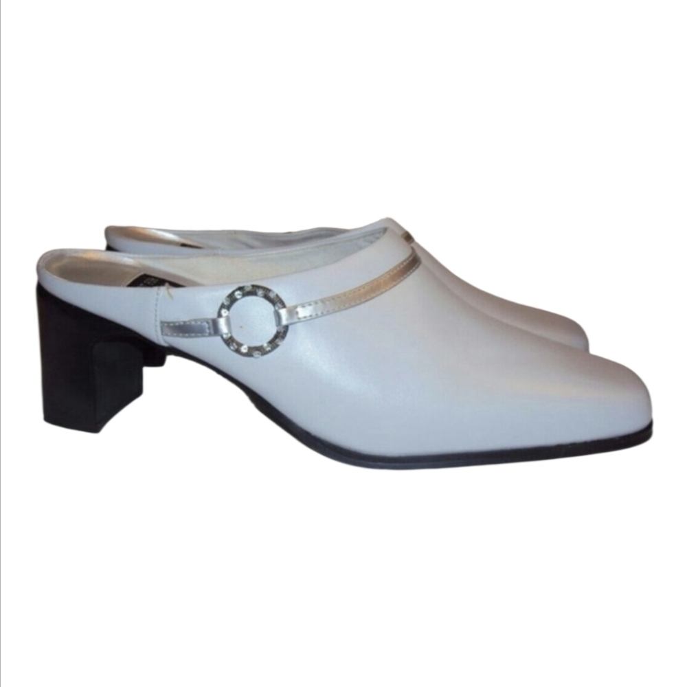 A J Valenci Pearl Grey, Leather Mules, Size 11,  2-1/2" HEEL, 1/2" Platform, NEW